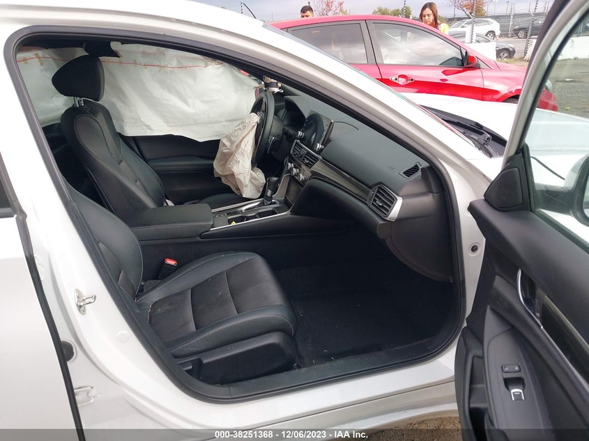 VIN 1HGCV1F33KA016438 2019 HONDA ACCORD SPORT