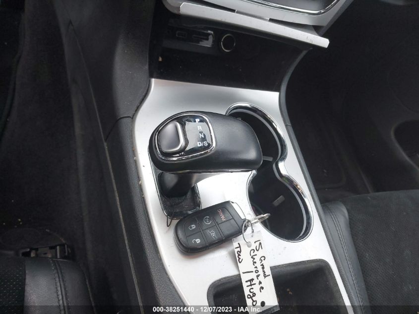 2015 JEEP GRAND CHEROKEE LAREDO - 1C4RJFAGXFC182090