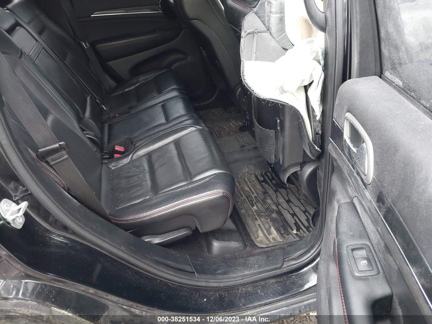 VIN 1C4RJFLG2HC905561 2017 JEEP GRAND CHEROKEE TRAILHAWK