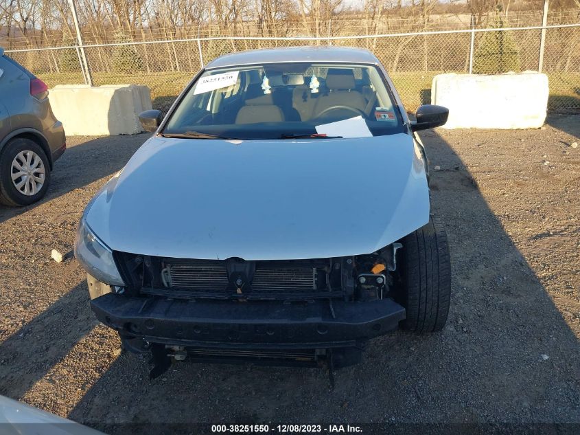 2016 VOLKSWAGEN JETTA 1.4T SE - 3VWD67AJ8GM326391