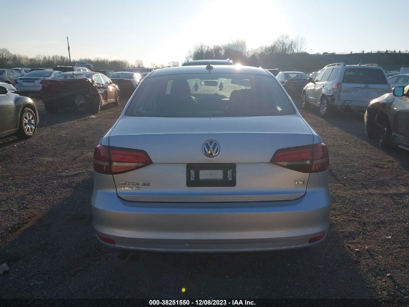2016 VOLKSWAGEN JETTA 1.4T SE - 3VWD67AJ8GM326391