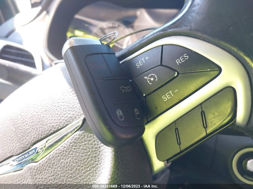2015 CHRYSLER 200 C - 1C3CCCCB3FN501113