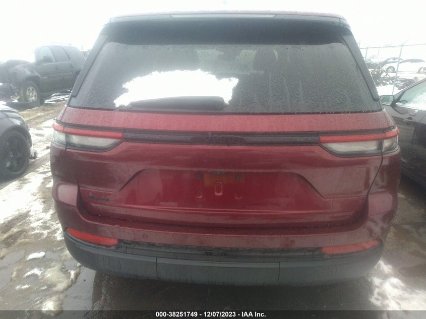 VIN 1C4RJHAG3PC515551 2023 JEEP GRAND CHEROKEE LAREDO/ALTITUDE