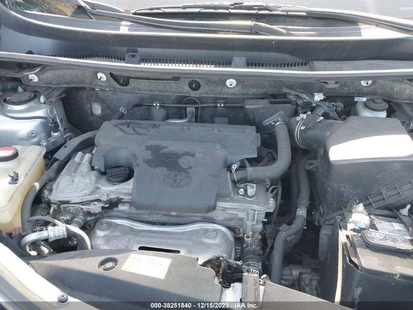 2015 TOYOTA RAV4 XLE - JTMWFREVXFJ053101
