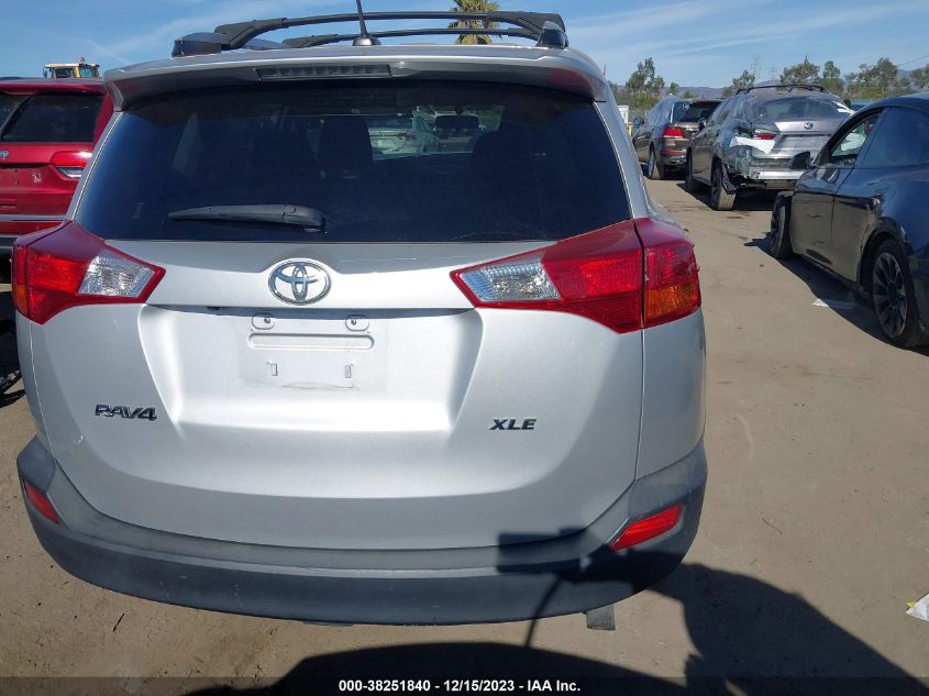2015 TOYOTA RAV4 XLE - JTMWFREVXFJ053101