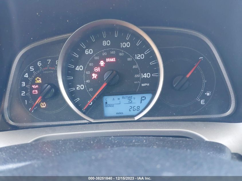 2015 TOYOTA RAV4 XLE - JTMWFREVXFJ053101