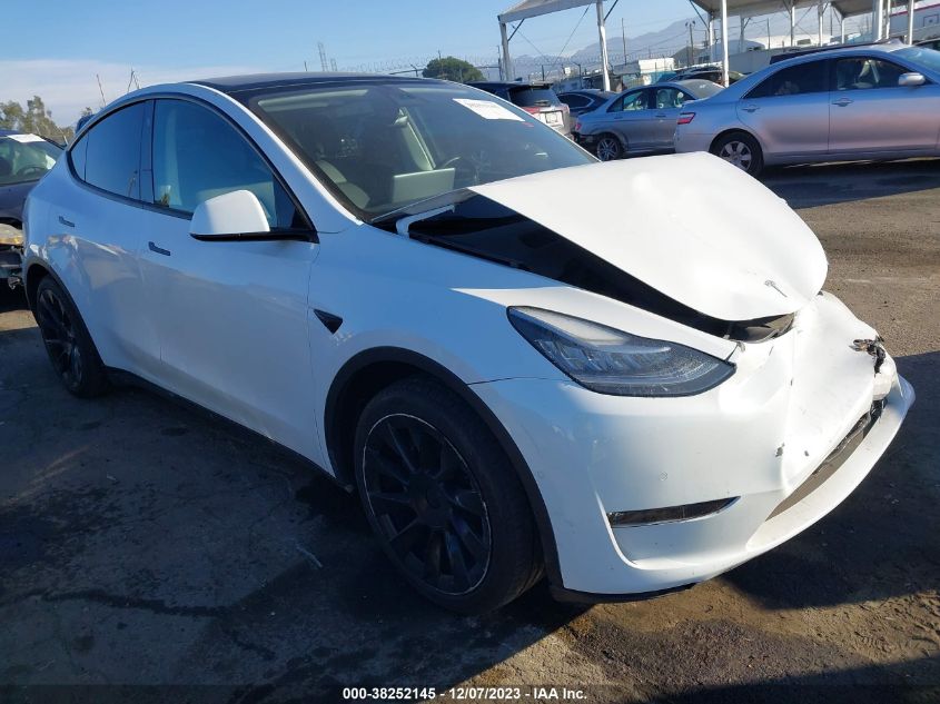 2022 TESLA MODEL Y LONG RANGE DUAL MOTOR - 7SAYGDEE3NF370168