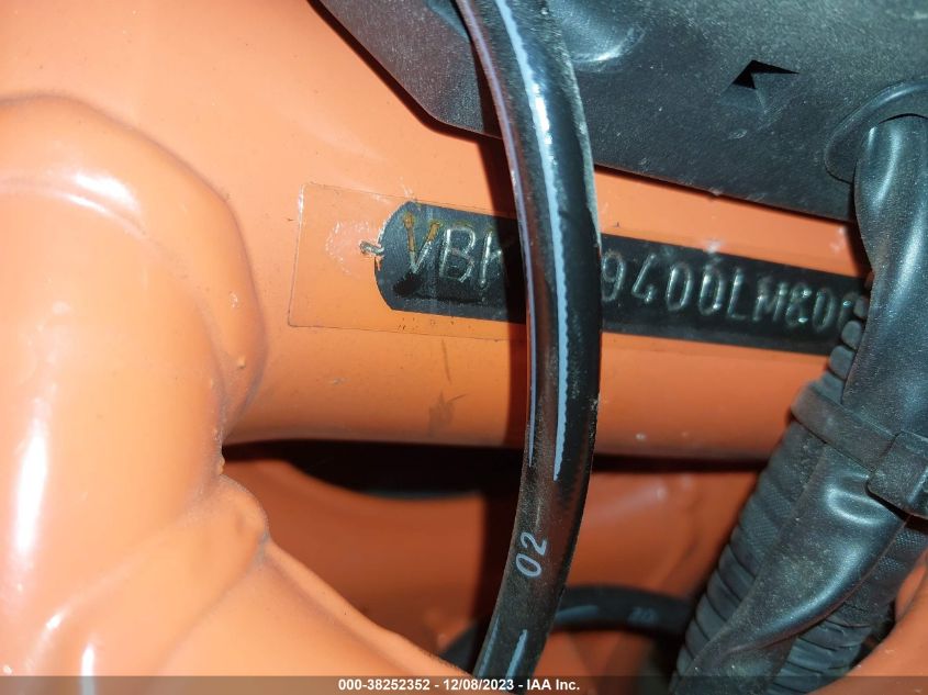 2020 KTM 890 DUKE R - VBKTU9400LM800390