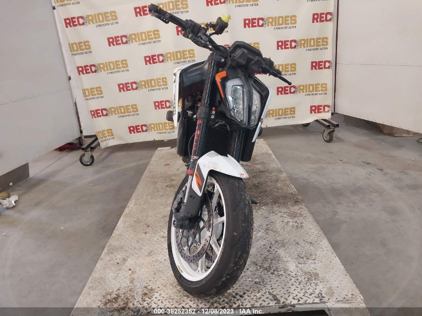 2020 KTM 890 DUKE R - VBKTU9400LM800390