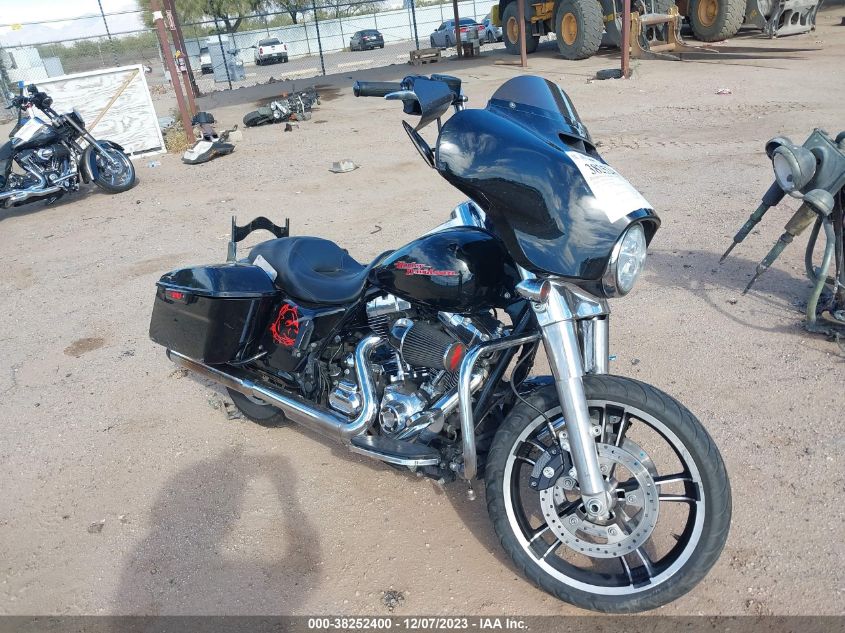2014 HARLEY-DAVIDSON FLHX STREET GLIDE - 1HD1KBM15EB616400