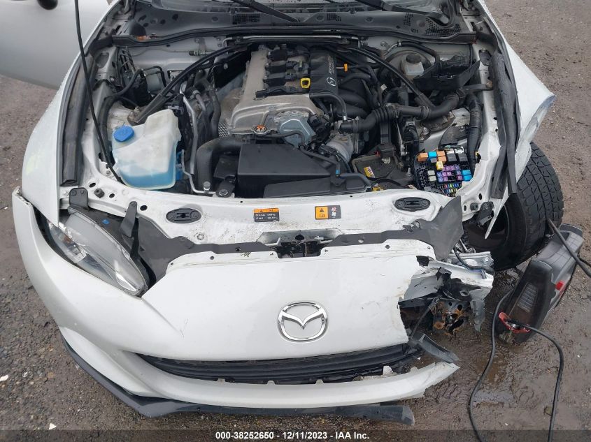 2017 MAZDA MX-5 MIATA RF CLUB - JM1NDAL7XH0103074