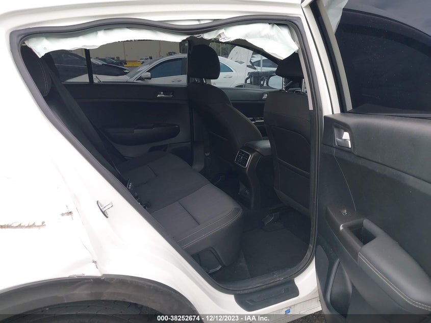 VIN KNDPM3AC6M7943472 2021 KIA SPORTAGE LX