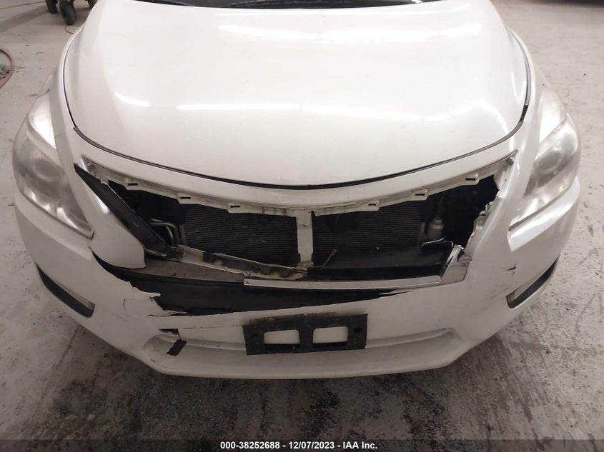 2015 NISSAN ALTIMA VIN: 1N4AL3AP1FC243886