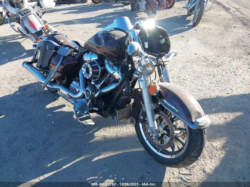 1HD1FBC1XJB653605 HARLEY-DAVIDSON FLHR ROAD KING 2018