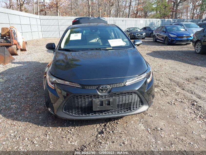 2020 TOYOTA COROLLA LE - JTDEPRAE3LJ033721