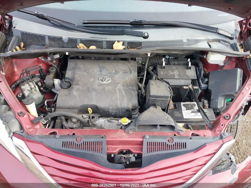 2015 TOYOTA SIENNA LE 8 PASSENGER - 5TDKK3DC2FS686900