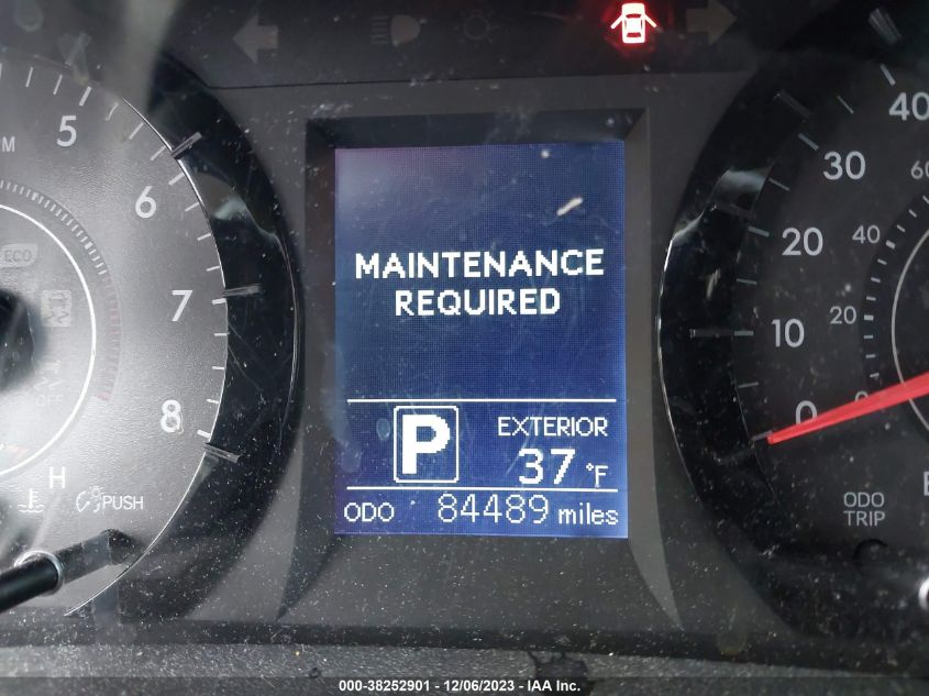 2015 TOYOTA SIENNA LE 8 PASSENGER - 5TDKK3DC2FS686900