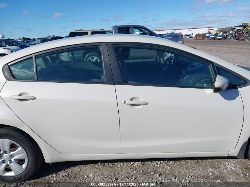 2015 KIA FORTE LX - KNAFK4A67F5395852