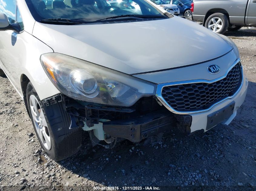 2015 KIA FORTE LX - KNAFK4A67F5395852