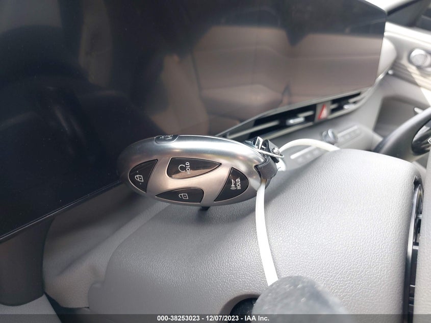 VIN KMHLS4DG5RU641748 2024 HYUNDAI ELANTRA SEL