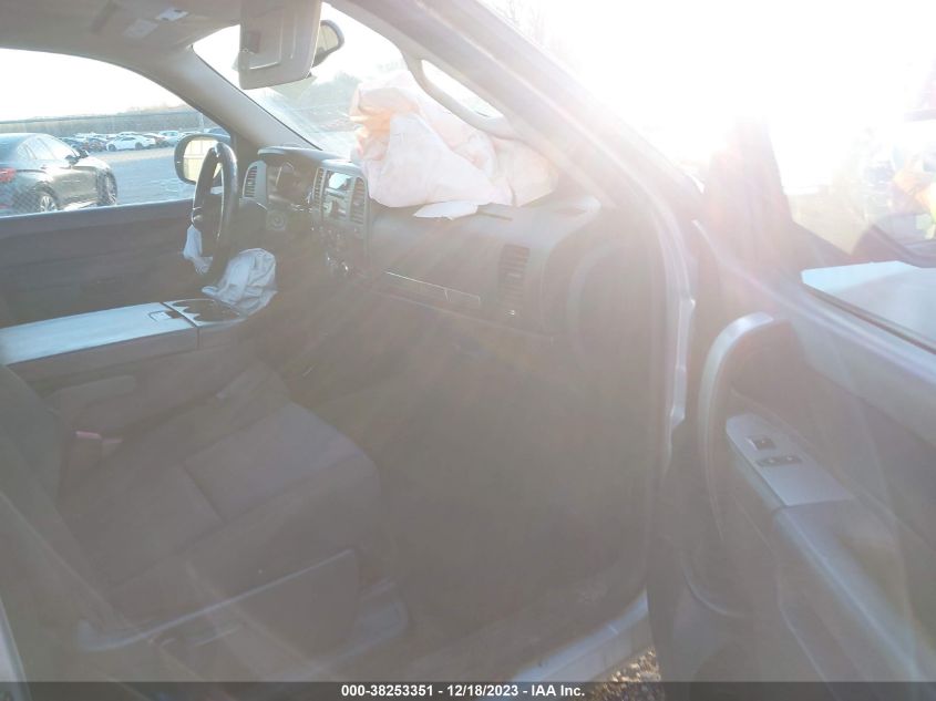 2013 CHEVROLET SILVERADO 1500 LT - 3GCPKSE73DG109371