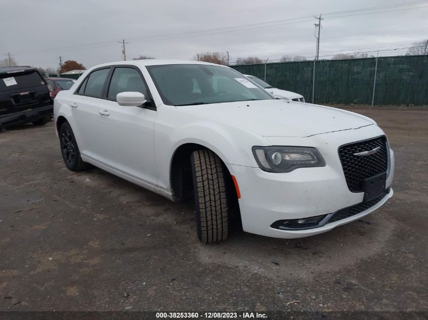 2C3CCAGGXKH659235 Chrysler 300 300S AWD