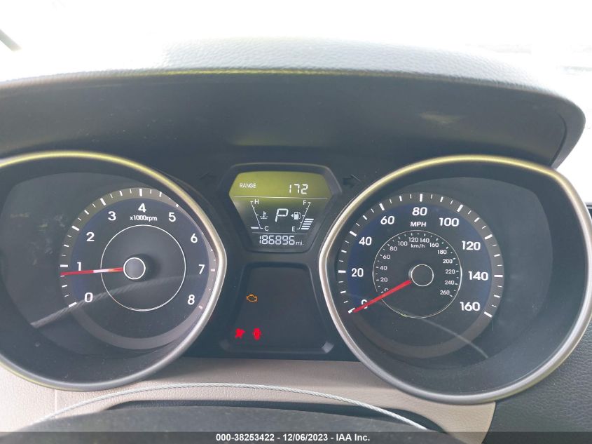 2015 HYUNDAI ELANTRA SE - 5NPDH4AEXFH560759