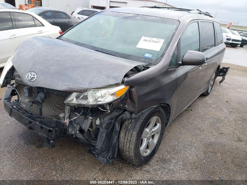 2015 TOYOTA SIENNA LE - 5TDKK3DC5FS674711