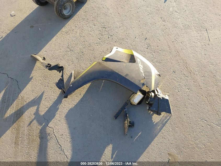 2015 HONDA CBR300 RA - MLHNC5152F5100002