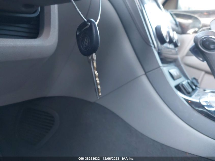 2015 BUICK ENCLAVE CONVENIENCE - 5GAKRAKD9FJ273608