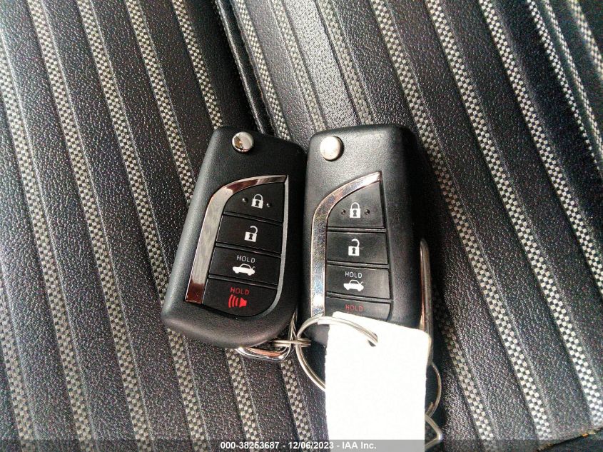 2019 TOYOTA CAMRY L/LE/XLE/SE/XSE - 4T1B11HK6KU168704