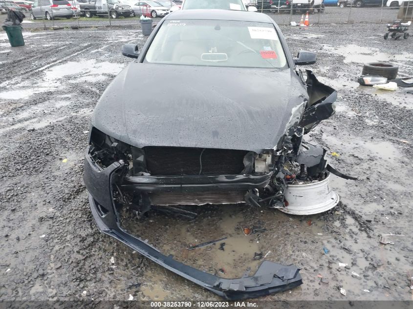 2013 AUDI A4 PREMIUM PLUS - WAUFFAFLXDN035781
