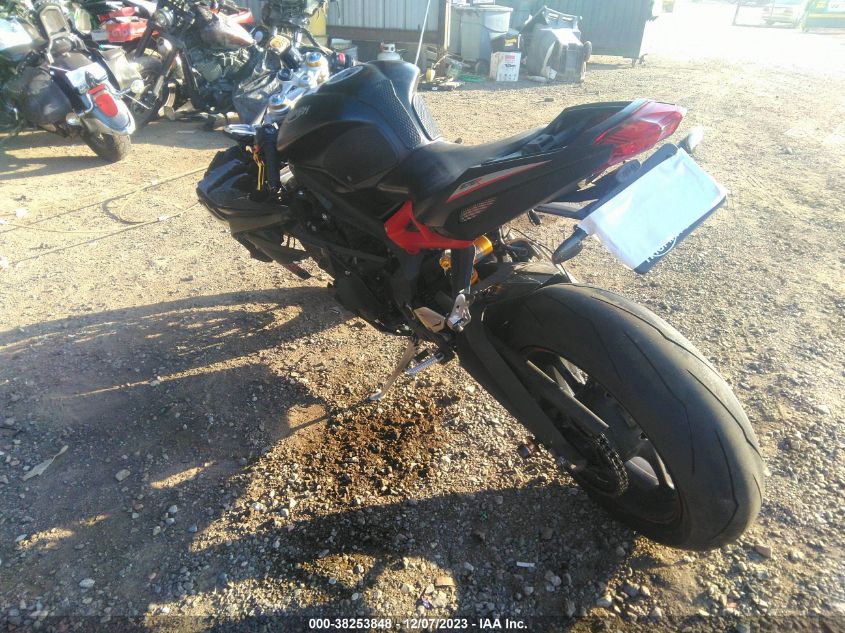 2016 TRIUMPH MOTORCYCLE DAYTONA 675R ABS - SMTA02YK4GJ735110