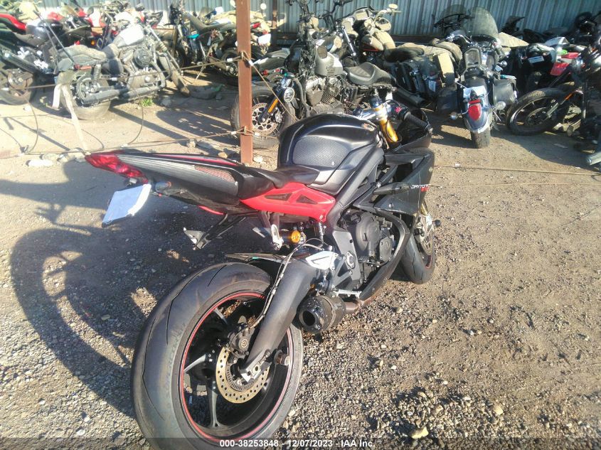 2016 TRIUMPH MOTORCYCLE DAYTONA 675R ABS - SMTA02YK4GJ735110