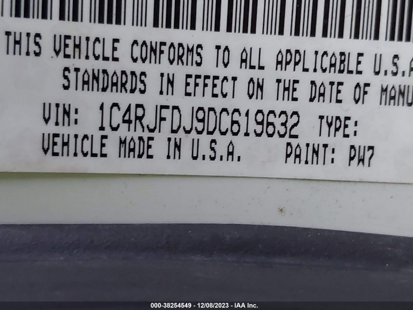 2013 JEEP GRAND CHEROKEE SRT8 ALPINE - 1C4RJFDJ9DC619632
