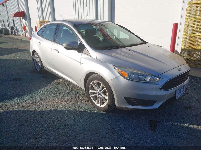 2015 FORD FOCUS SE - 1FADP3F26FL349717