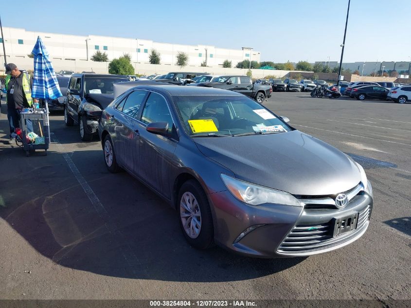 2017 TOYOTA CAMRY LE - 4T1BF1FK1HU353370