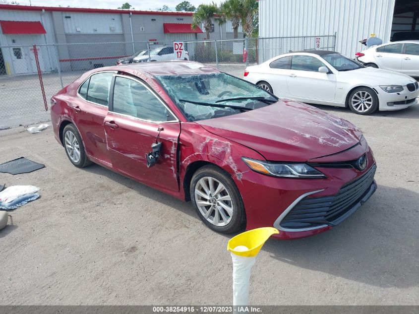 2021 TOYOTA CAMRY LE - 4T1C11AK1MU597055