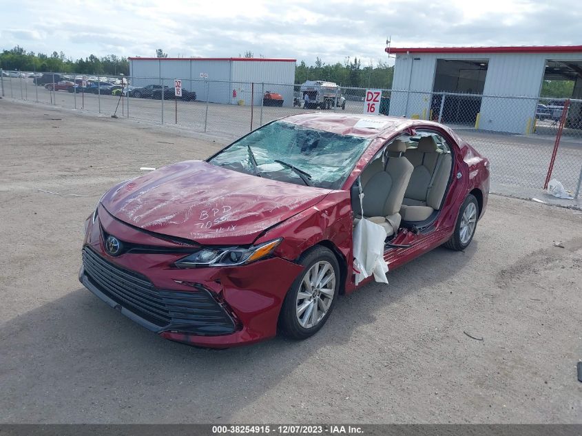 2021 TOYOTA CAMRY LE - 4T1C11AK1MU597055