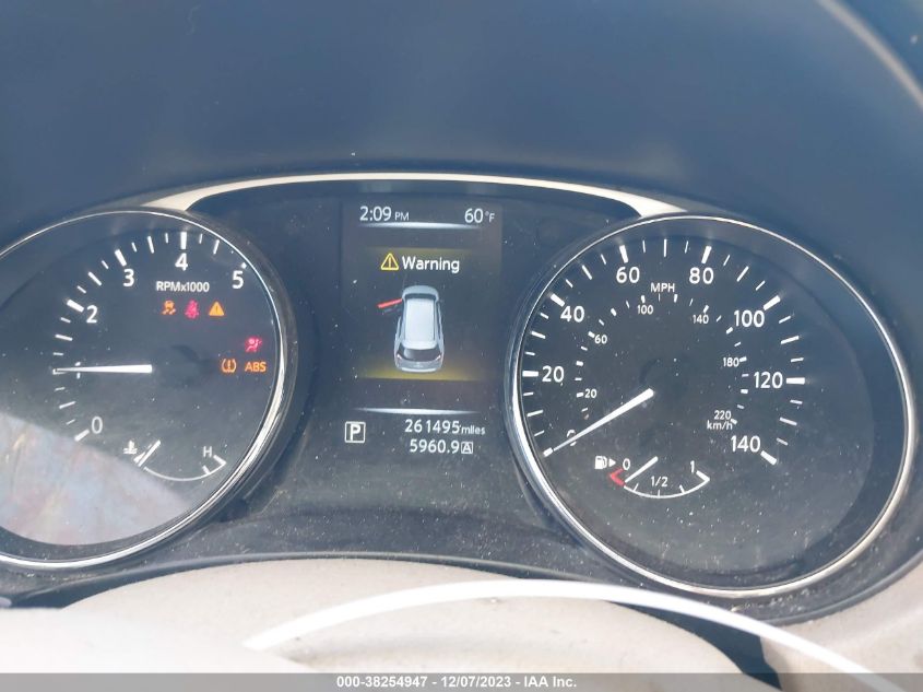 2014 NISSAN ROGUE SV - 5N1AT2MT5EC766688