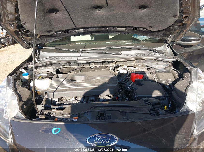 VIN 1FMCU9J97LUB24956 2020 FORD ESCAPE TITANIUM