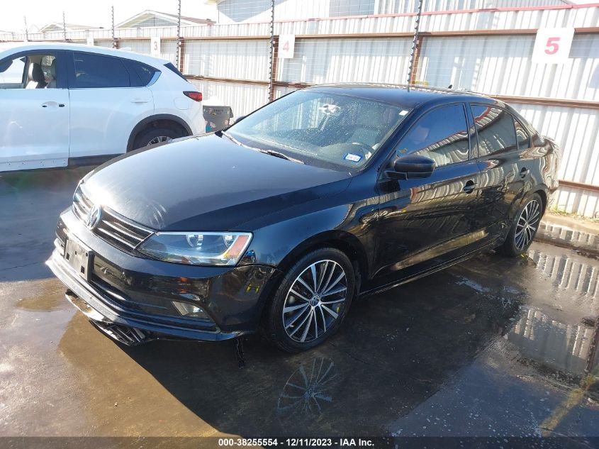 2016 VOLKSWAGEN JETTA SPORT - 3VWD17AJ4GM238629