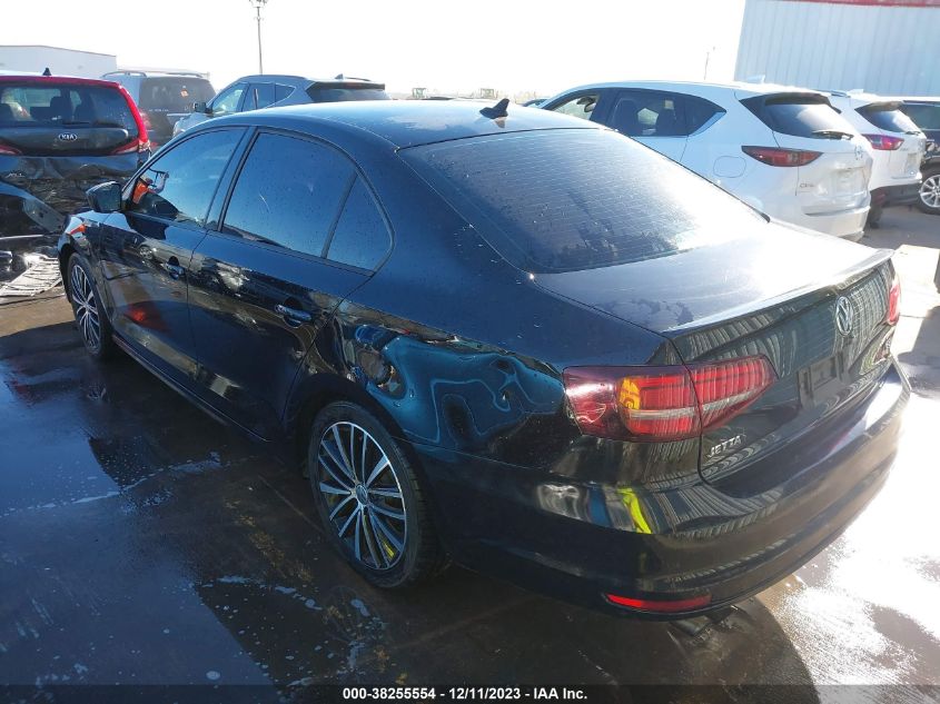 2016 VOLKSWAGEN JETTA SPORT - 3VWD17AJ4GM238629
