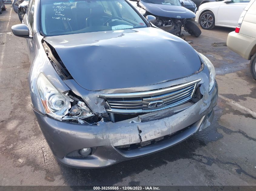 2015 INFINITI Q40 JN1CV6AP5FM501578