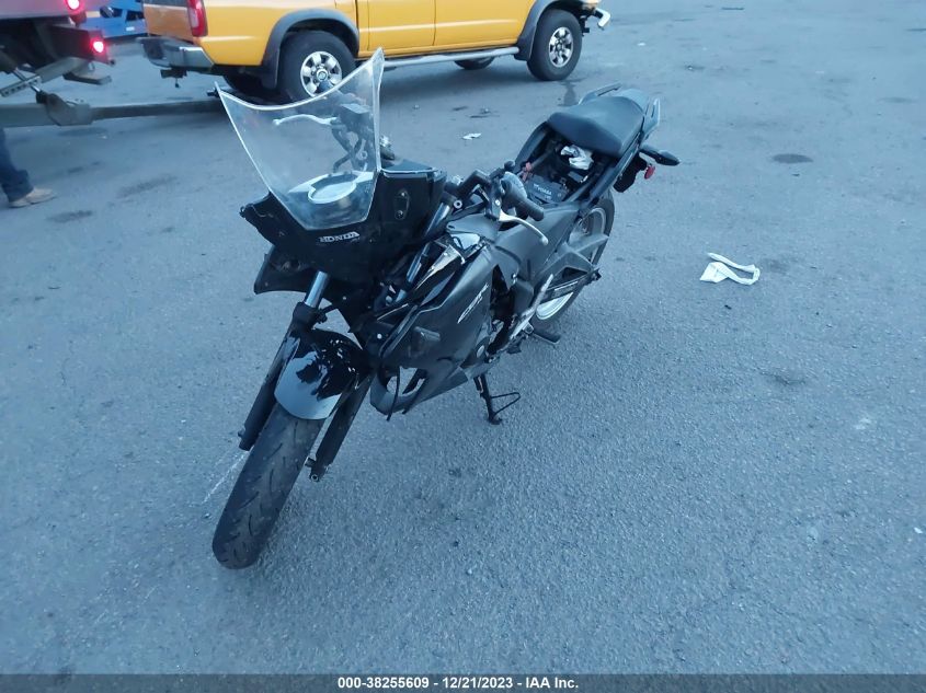 2012 HONDA CBR250 R MLHMC4109C5205870