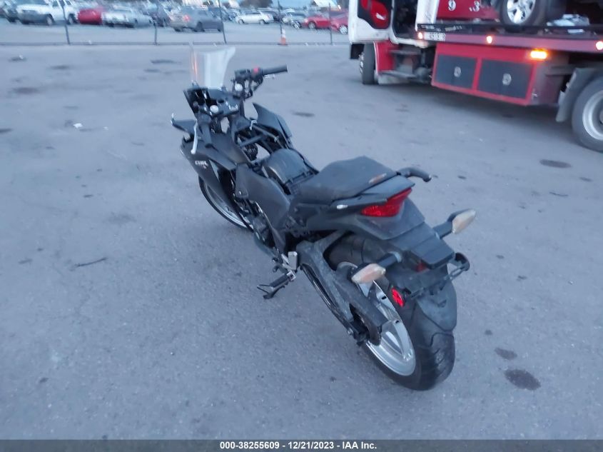 2012 HONDA CBR250 R MLHMC4109C5205870