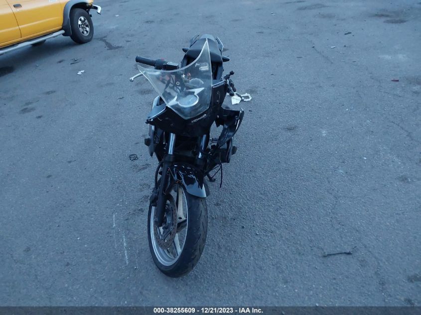 2012 HONDA CBR250 R MLHMC4109C5205870