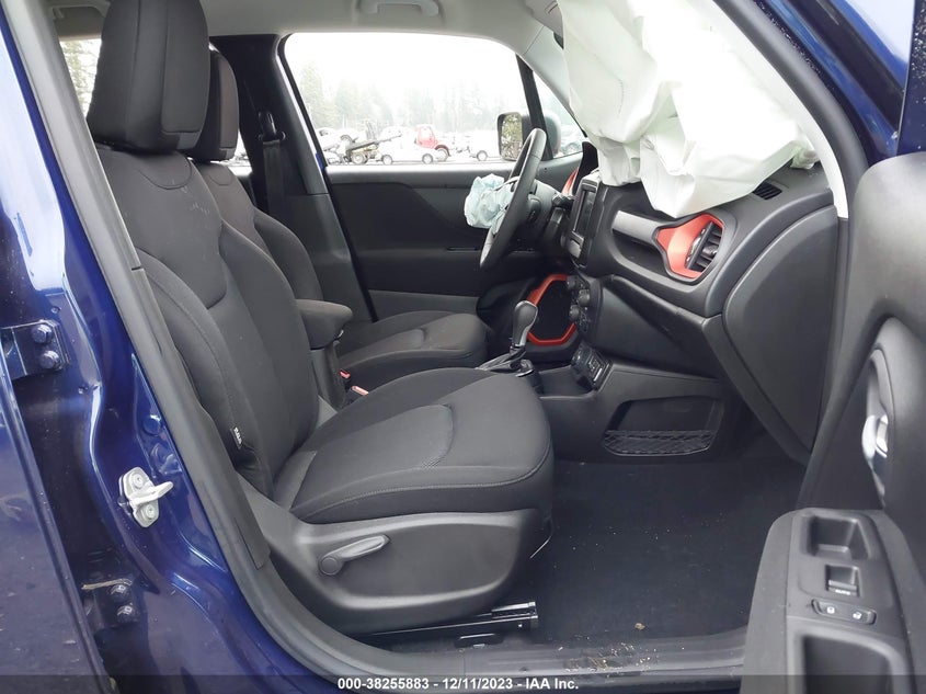 VIN ZACNJDABXMPM32750 2021 JEEP RENEGADE UPLAND 4X4