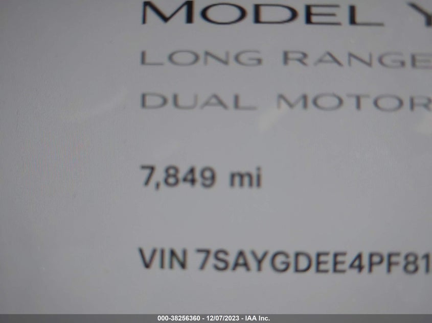 VIN 7SAYGDEE4PF815083 2023 TESLA MODEL Y