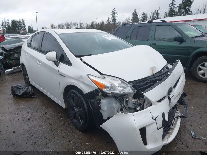 2013 TOYOTA PRIUS THREE SE - JTDKN3DU1D5610524